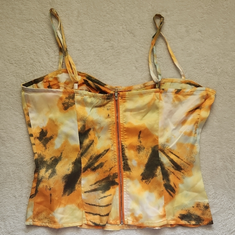 PrettyLittleThing Vibrant Yellow and Black Corset - Picture 6 of 8